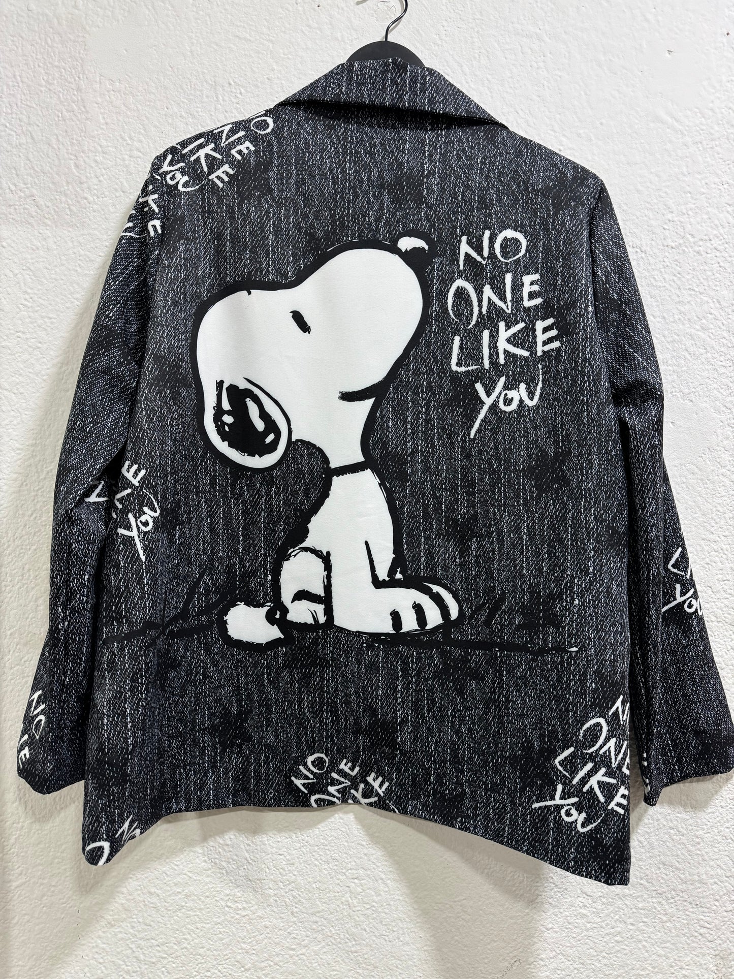Blazer Snoopy Negro Gris