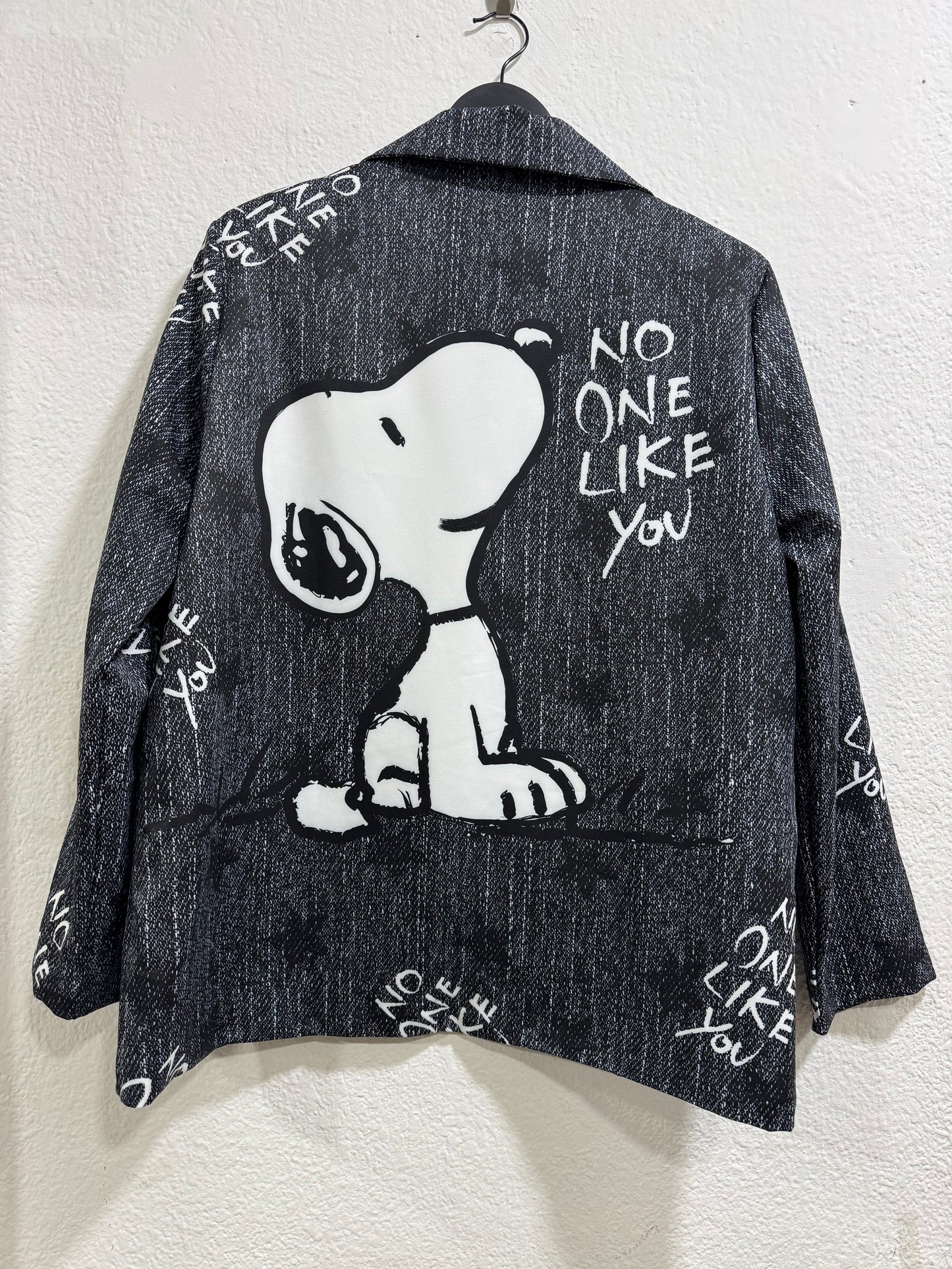 Blazer Snoopy Negro Gris